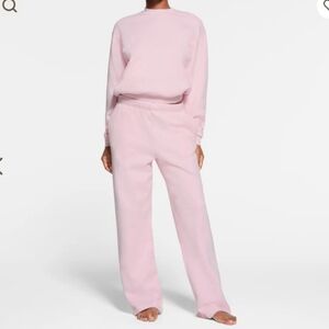 **NWT** SKIMS Cotton Fleece Classic Straight Leg Pants Cherry Blossom XL